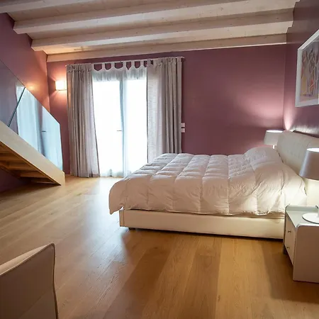 Residenza Claudia Augusta *