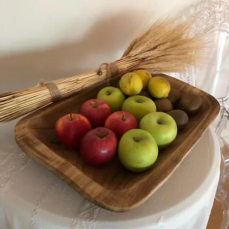 Residenza Claudia Augusta بيت ضيافة سيليا